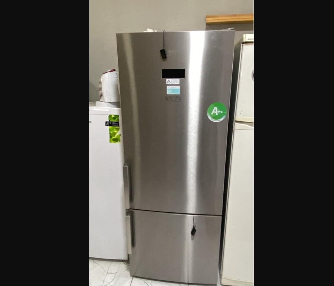 İKİNCİ EL SIFIR GİBİ BEKO GRİ BUZDOLABI