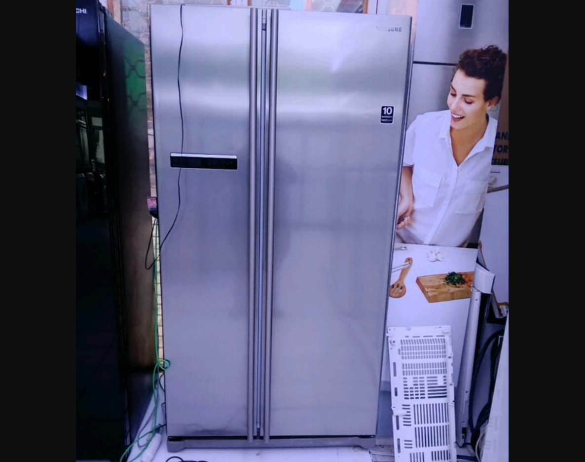 Samsung gri renk TEŞHİR gardırop tipi TEŞHİR buzdolabı
